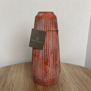 Textured Terracotta Finish Vase - Rustic
Home & Tabletop Décor 12”